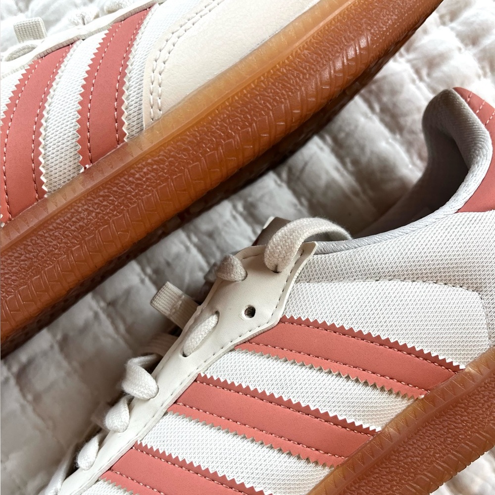 Adidas Cream and Coral pink cycling Sneakers SOLD OUT!  Men’s 7.5 / Euro 40.5